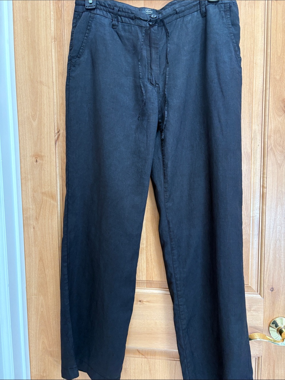 Black Linen-Blend Drawstring Trousers by Tara)